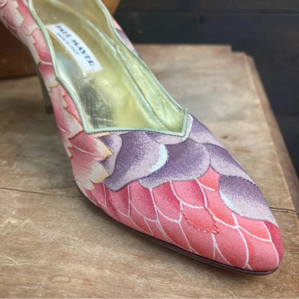 Paul Mayer Heals Stunning feather print! kitten heal pastel size 9‎